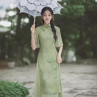2024 Elegantes junges Aodai Cheongsam im Retro-Nationalstil – neues chinesisches Kleid für den Alltag