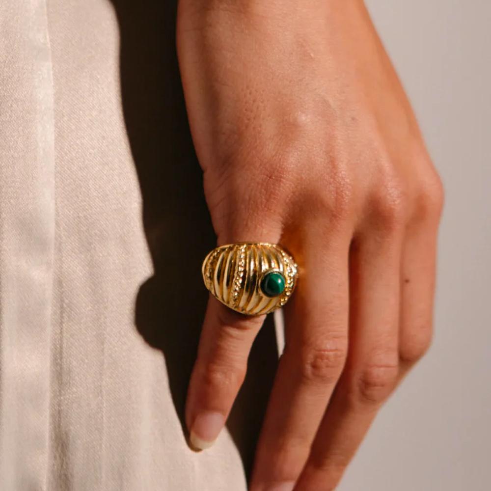 Vintage Green Natural Stone Chunky Wide Open Ring for Women Gold Plated Stainless Steel Fashion Statement Jewelry Gifts