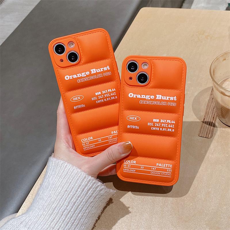 Stylowa kurtka puchowa i silikonowe etui na telefon iPhone 15Pro, 14PRO, 13promax, 11/12/XR, zapobiegające upadkom.