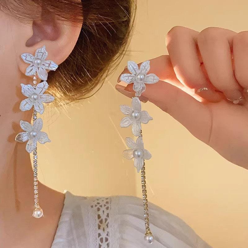 Pinkdudu New Tassel White Flower Dangle Earrings Korean style Resin Beads Long Drop Earring PD1886
