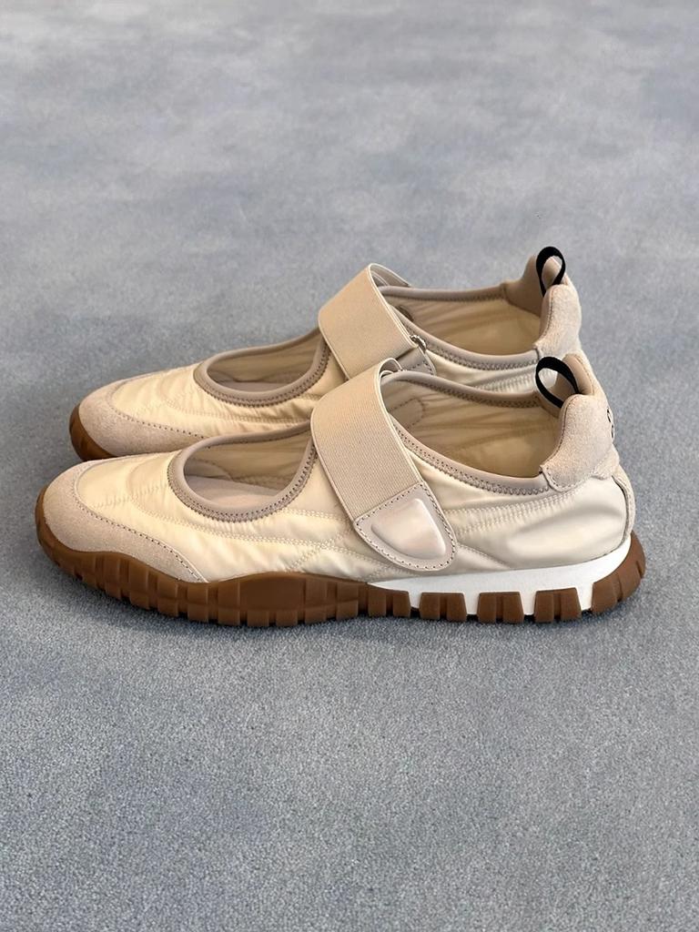 Super love! Addicted to wearing~ 3cm flat casual shoes women's ballet moral training shoes shallow mouth niche Mary Jane single shoes