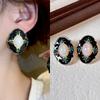 Vintage Medieval Luxury Rhinestone Oval Stud Earrings for Women New Retro Black and White Geometric Pearl Earrings Party Jewelry