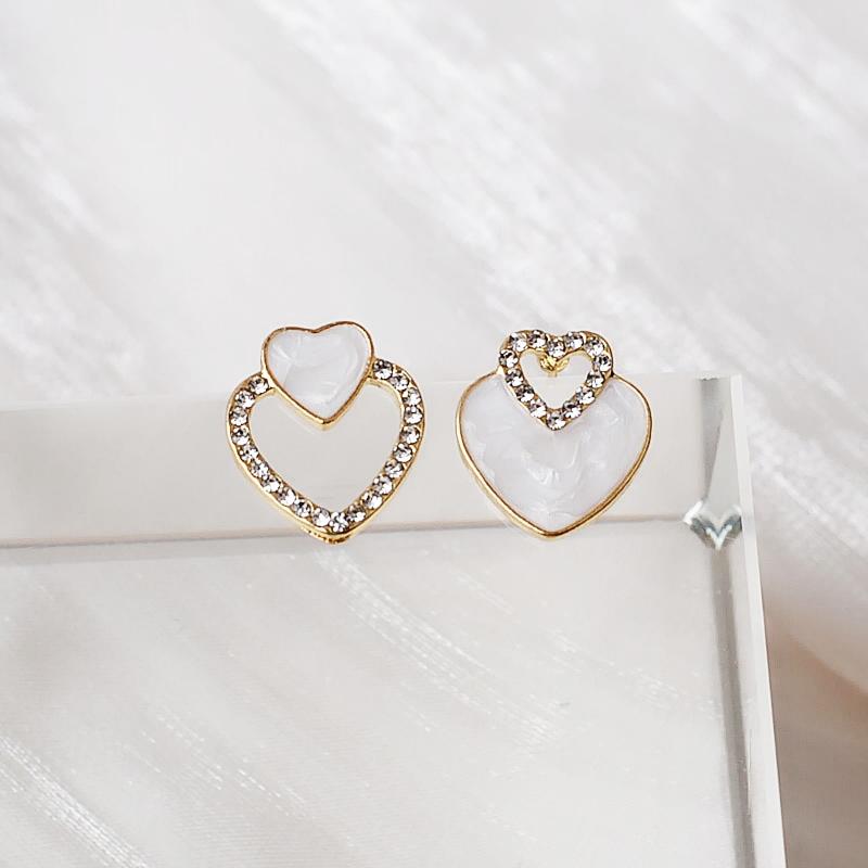 Korean Heart Hanging Earrings White Enamel Imitation Pearl Elegant Trendy Red Pink Acrylic Heart Dangle Earrings