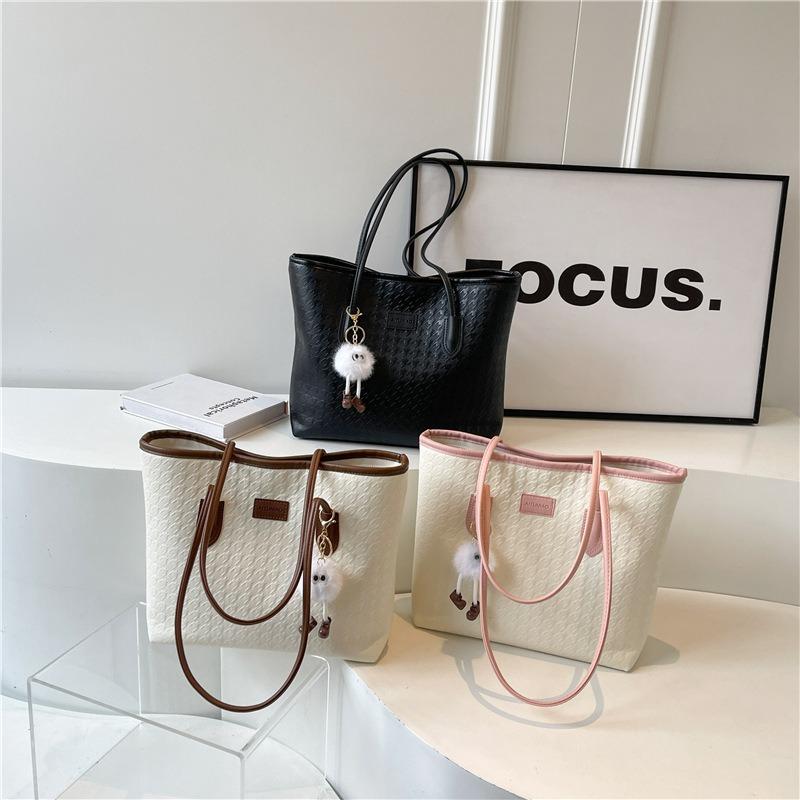 Large Capacity Bag Women's New Trendy Spring and Summer Fashion Shoulder Bag Student Class Commuting Versatile Tote Bag