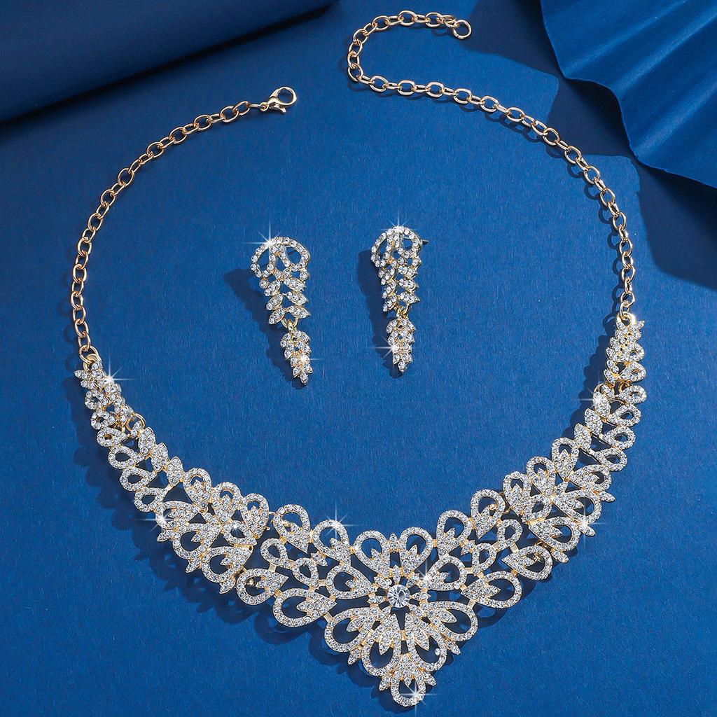 Temperament Fashion Exaggerated Metal Sparkling Diamond Pattern Full Diamond Necklace Earrings Set Wedding Bridal Set