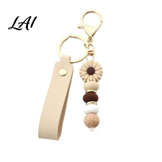 Decorative Handbag Charm Silicone Flower Keychain with Faux Leather Wristlet Car Key Ring Pendant Pendant Backpack Wood Beads Women