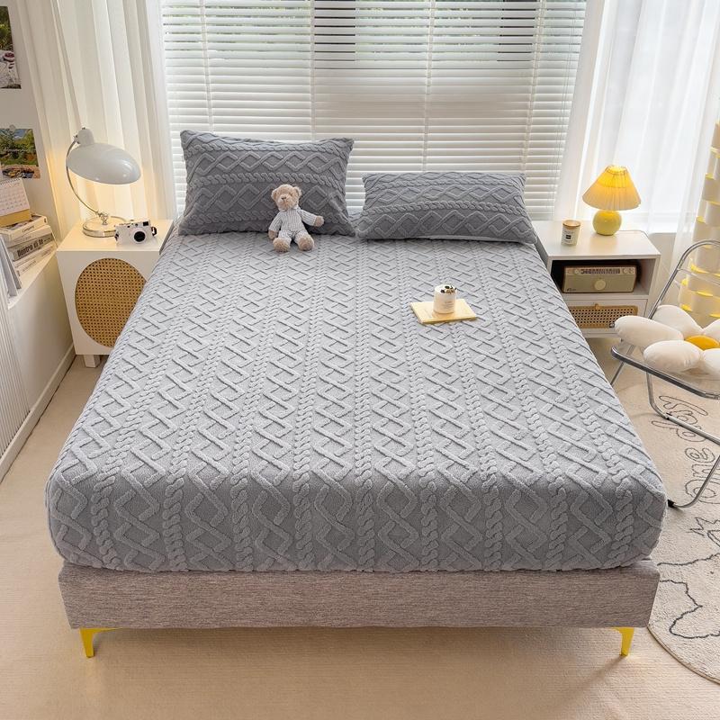 

Комплект из 3 предметов: теплый чехол для матраса и наволочка, однотонная бархатная простыня на резинке, 3D-тисненый защитный чехол для подушки, 90/100/180/200x200 160x200x30cm 3pc set серый