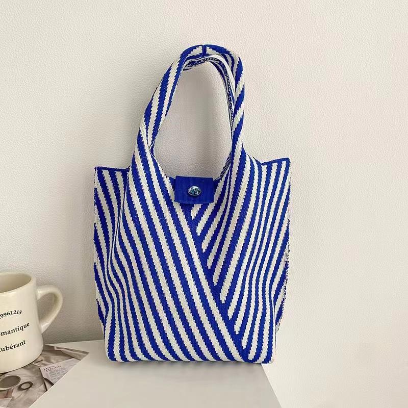 Striped Pattern Knitted Handbag Fashion Crochet Bag For Women Aesthetic Bucket Bag With Snap Button