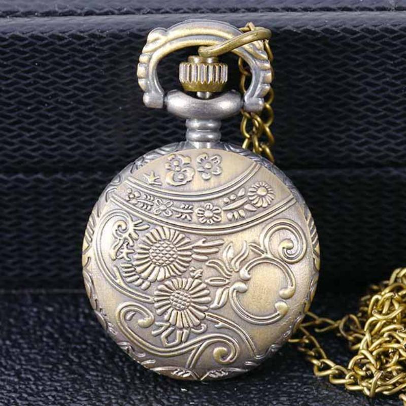 Kleine Ähre geprägtes Bronze Retro Halskette Kleine Quarz Taschenuhr