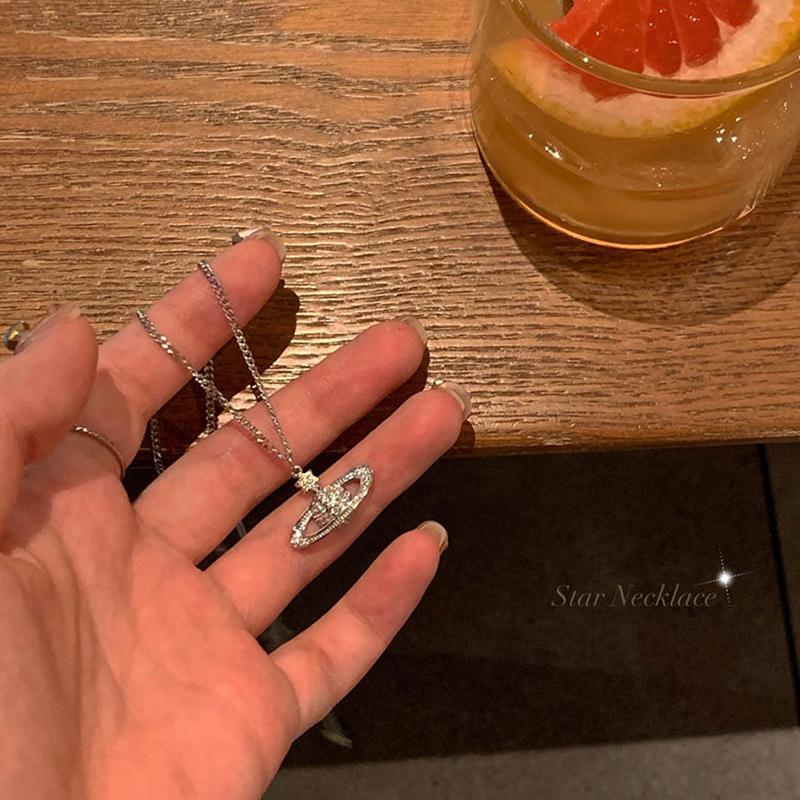 Sweet Cool Clavicle Chain Titanium Steel Necklace For Women Light Luxury Chain