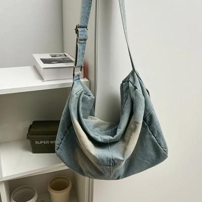 Bolsa de viaje de gran capacidad estilo retro de mezclilla ligera y versátil bandolera para el hombro