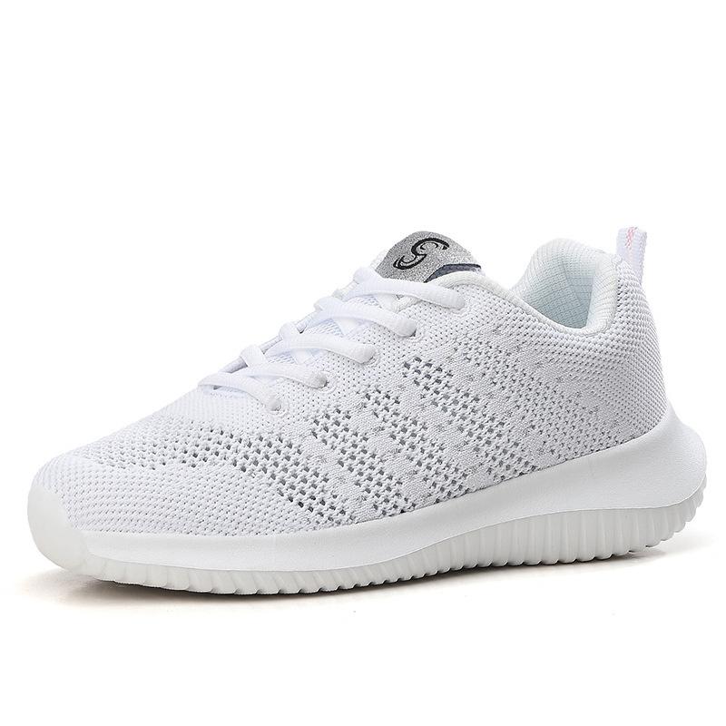 Baskets femmes printemps et été nouvelles chaussures tendance maille tissée volante chaussures blanches chaussures en filet enfant décontracté