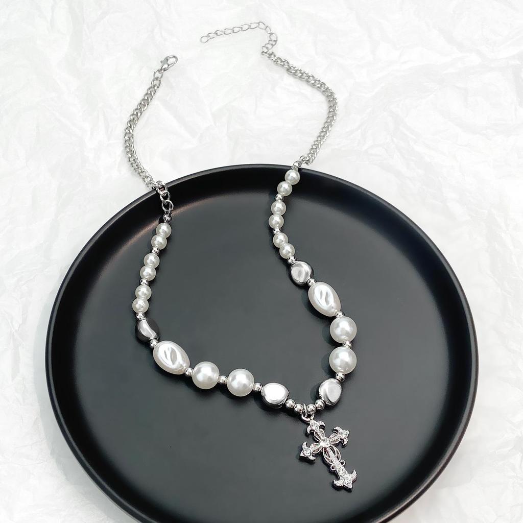 New Arrival Vintage Pearl Cross Pendant Punk Versatile Multi Layered Necklace