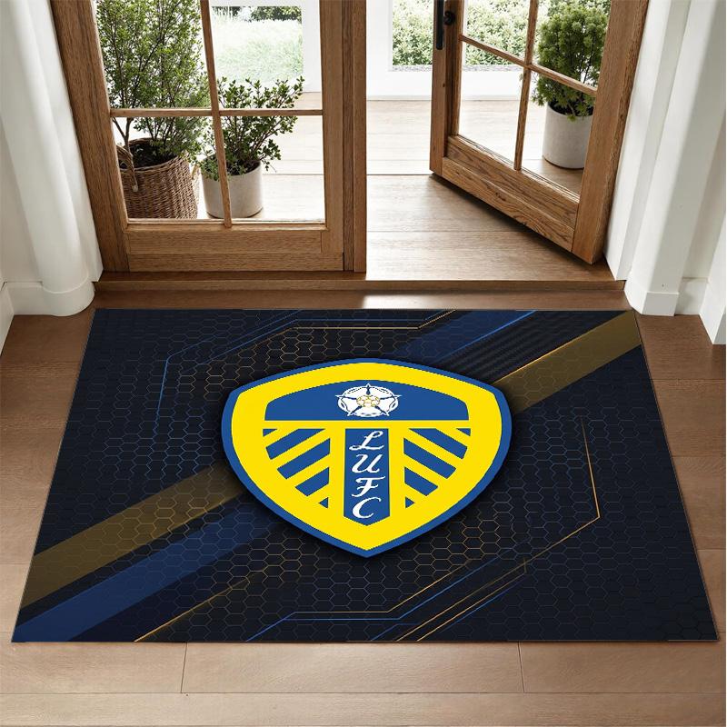 Leeds United Design Crystal Velvet Rug Soft Decorative Mat for Bedroom Entrance