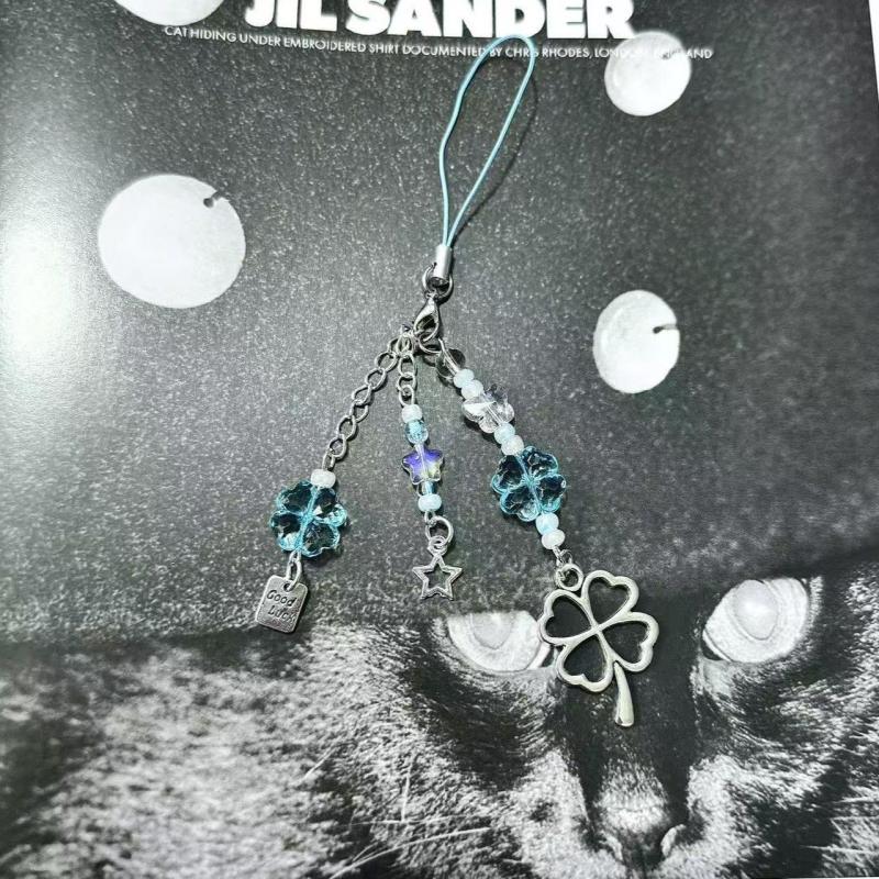 Roztomilý přívěsek na klíče čtyřlístek, přívěsek na tašku, kryt na sluchátka, dekorace, kawaii šňůrka na mobilní telefon, doplňky pro domácí dekoraci