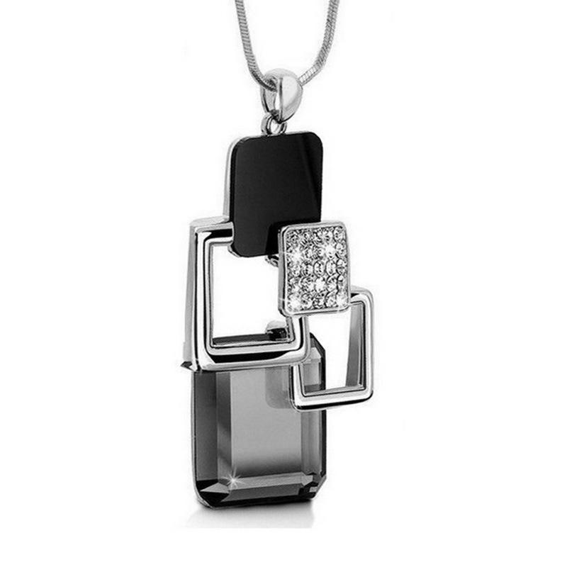 Geometric Crystal Long Sweater Chain Necklace for Women Metal Chain Necklace Fashion Jewelry Gift