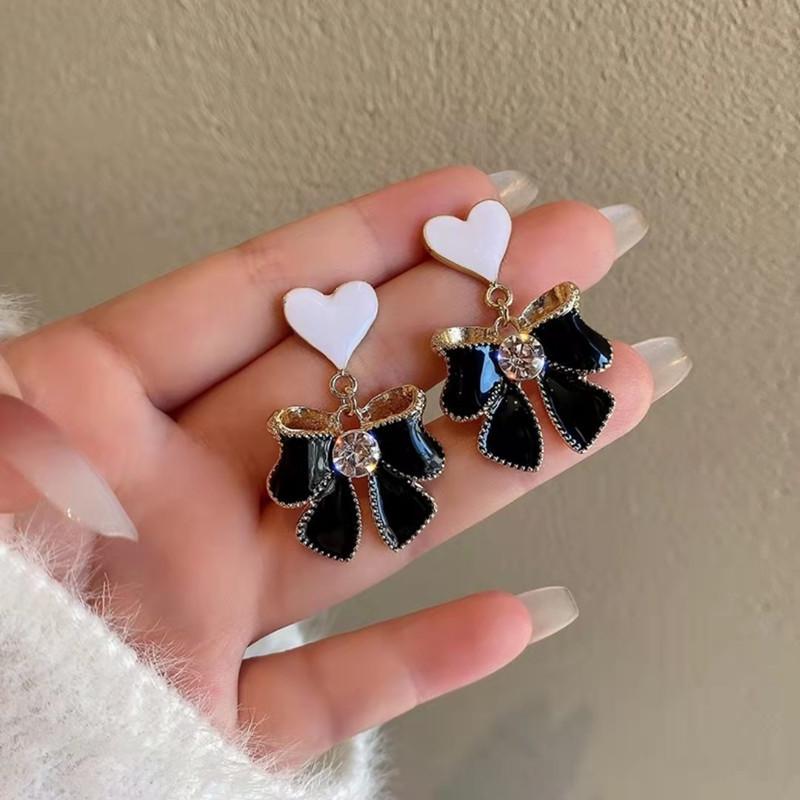Elegant Black Butterfly Tassel Earrings - Sweet, Cool, and Versatile Design