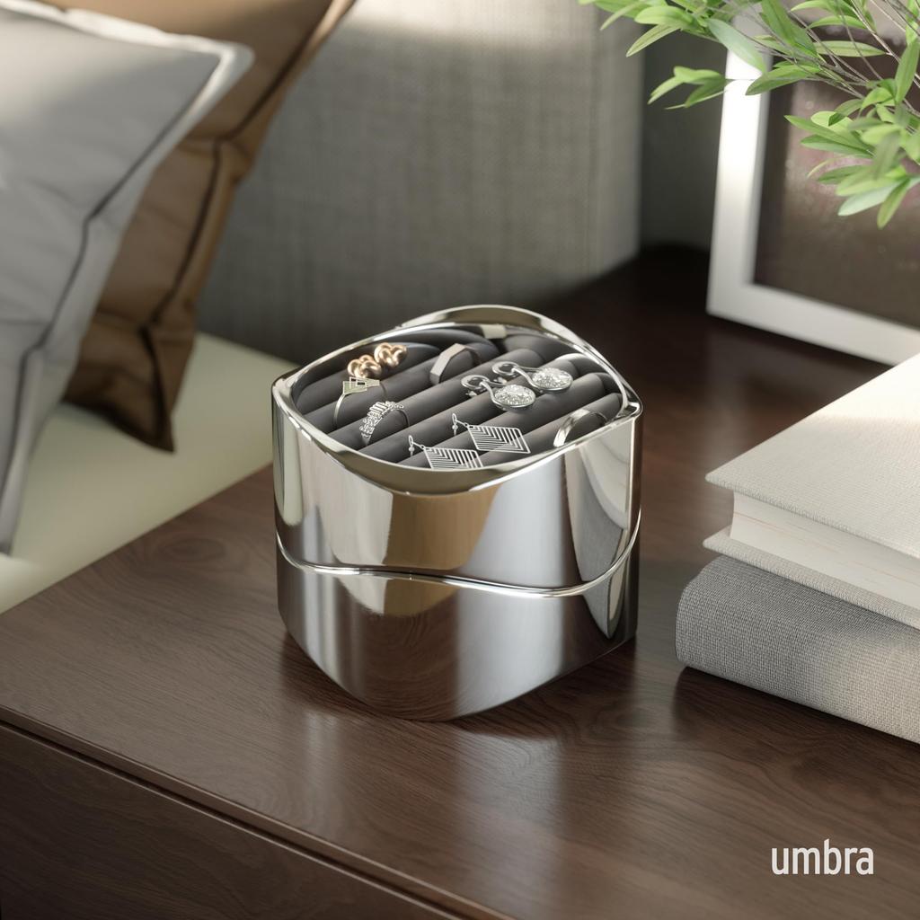 Umbra Wavy Jewelry Organizer