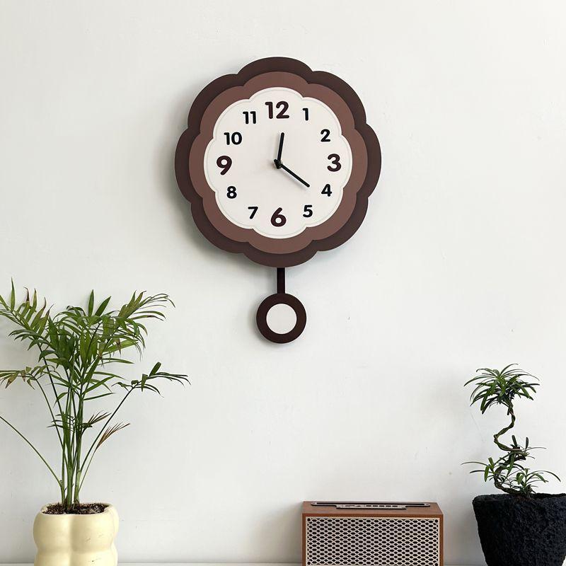 French Antique Clock Home Decoration Swing Wall Clock Living Room Creative Simple Silent Restaurant Wall Hanging Cream Clock