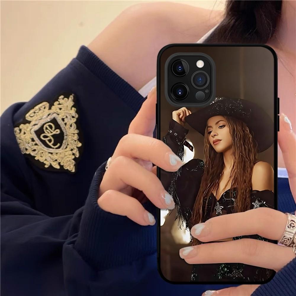 Singer Famous S-Shakira Phone Case For IPhone 16 15 14 11 12 13 Mini Pro XS Max Cover 6 7 8 Plus X Funda Shell