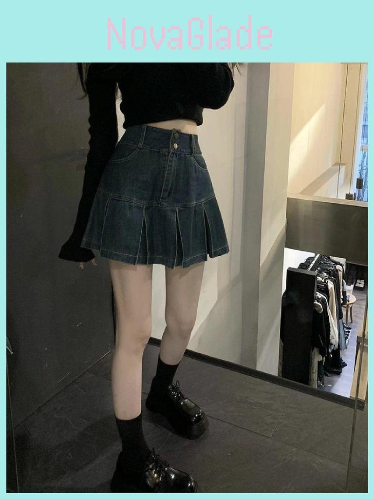 High Waist Pleated Denim Skirt With Button Detail For Summer Casual Wear