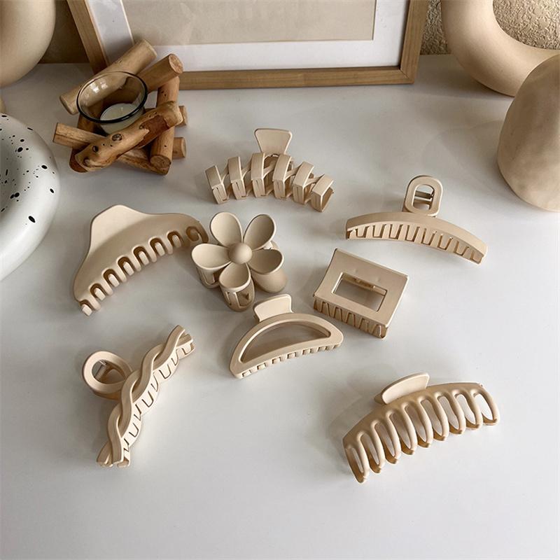 1Pcs Korean Coffee Beige Large Hair Claw Acrylic Hairpin Geometry Barrette Crab Hair Clips Headwear Womens Girl Hair Accessories
