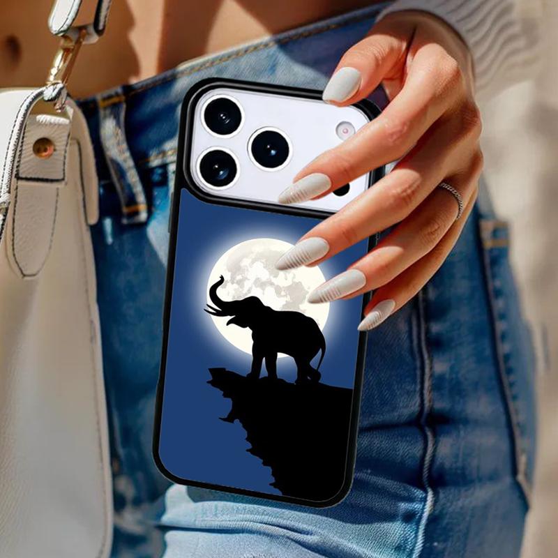 Baby Elephant Moon Phone Case For iPhone 17 Air 14 15 13 12 Max Cover For Apple 14 15 16 16e 11 Pro Max Plus Coque