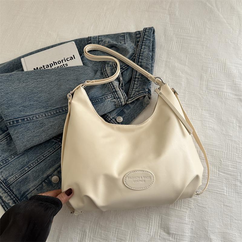 

2025 new winter trendy soft leather Korean version large capacity chain underarm tote bag women s bag shoulder messenger bag