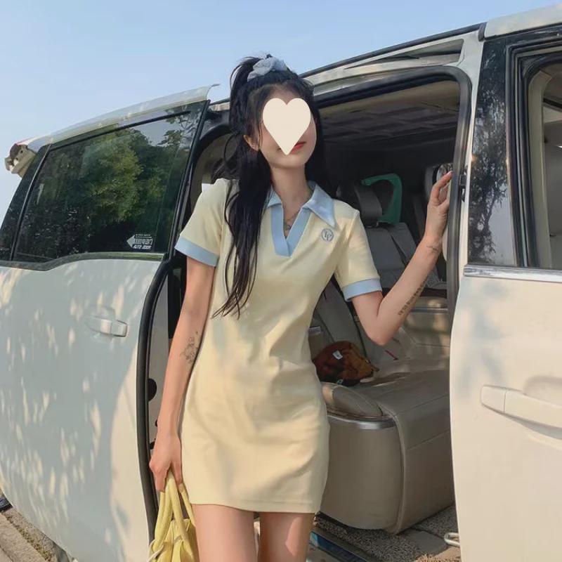 Damska sukienka polo odmładzająca i wyszczuplająca talię - Lato 2025