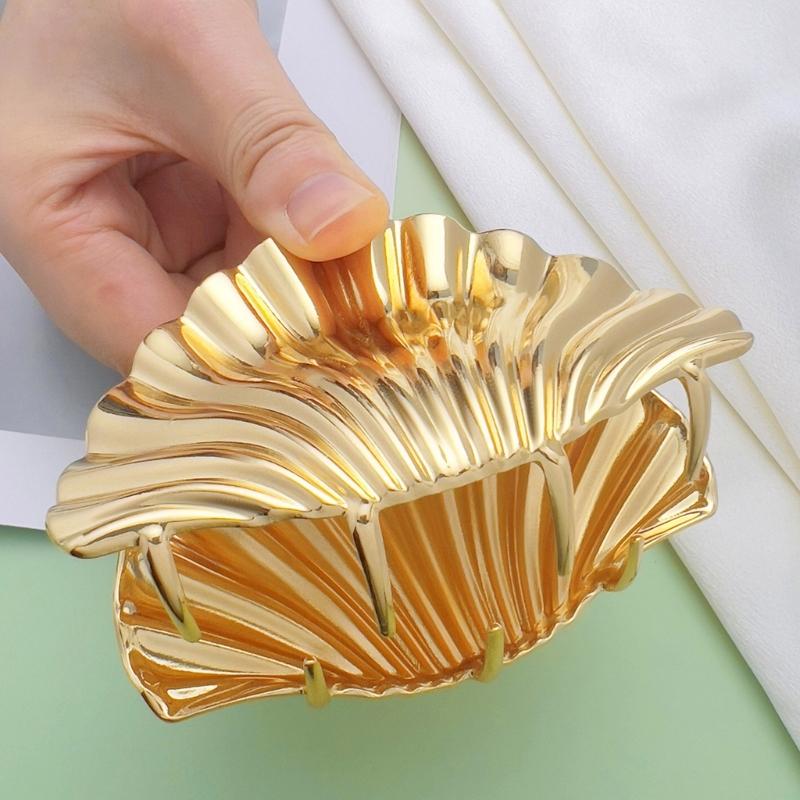Elegant Gold Metal Seashells Hair Claw for Women Stylish Clip Crab Clamp Hairwear Hair Shaping Claw Clip for Daily Use