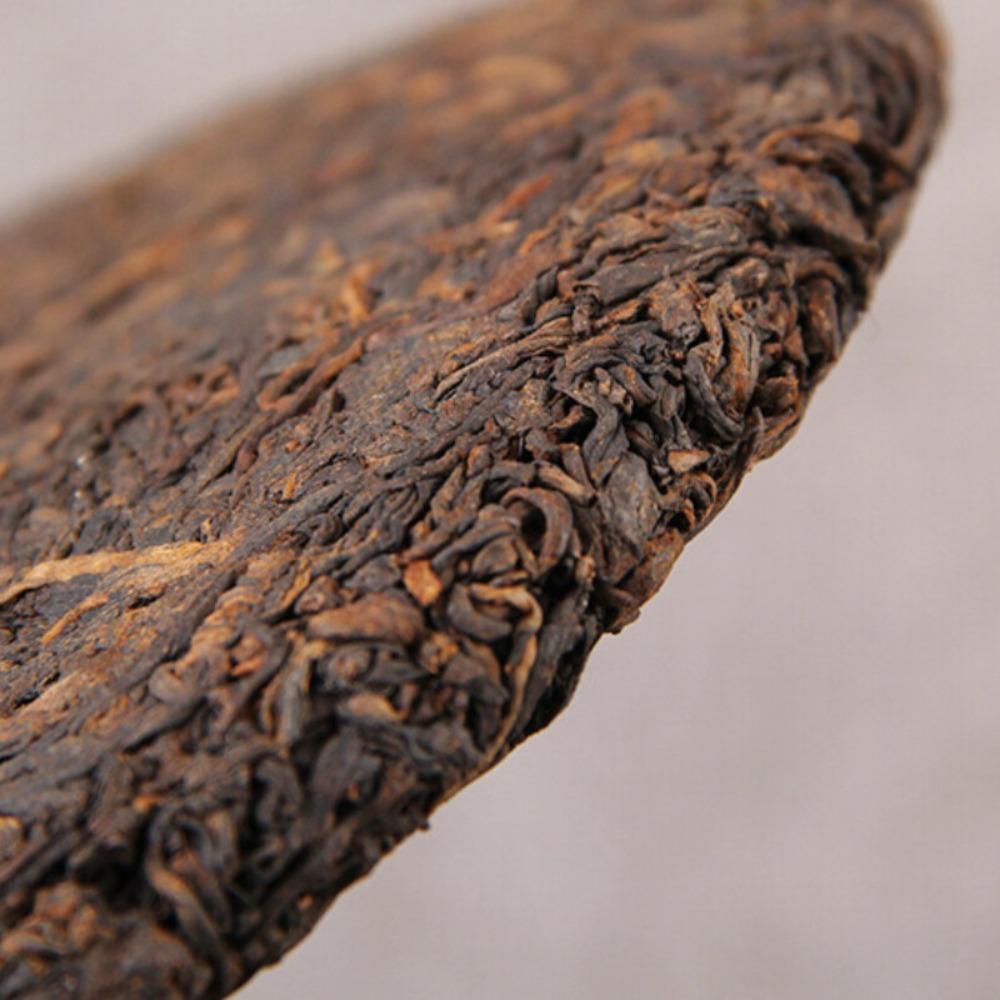 Yunnan Puer Black Tea Cake 357g Chinese Golden Bud Ancient Tree Ripened Pu'er