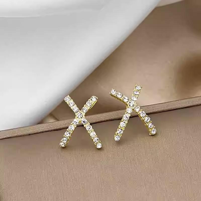 Boucles d'oreilles clous Petite Perle Aiguille Argent Tempérament Haut de gamme Géométriques Boucles d'oreilles pour Trou d'oreille Mignonnes Serties de Diamants Boucles d'oreilles Personnalisées