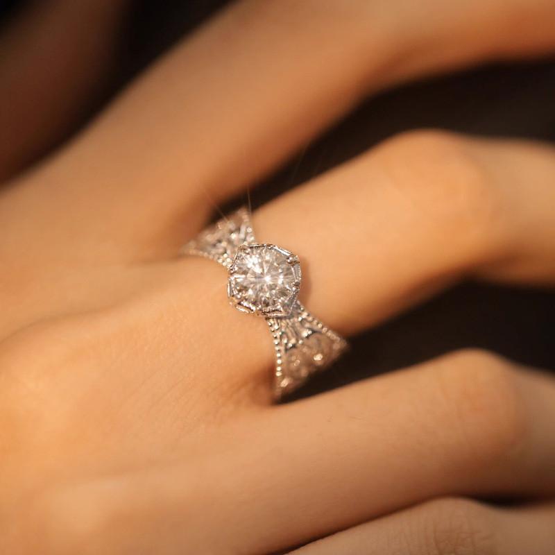 High-End Retro Zirkonia Offener Ring Für Damen Modisches Und Einzigartiges Design