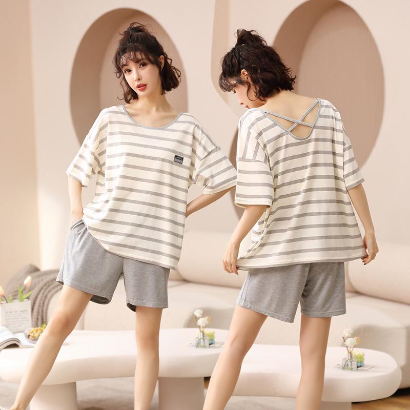 Women's Plus Size Short Sleeve Modal Cotton Pajama Set - Lightweight and Suitable for Outdoor Wear