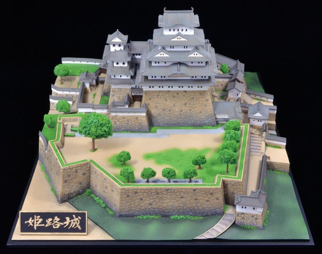 Doyusha Famous Castle Premium Himeji Castle Plastic Model P1H Molded Color 1/500 Japan's