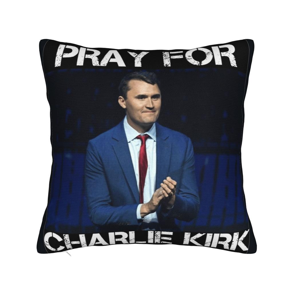 Pillow Cover Charlie Kirk Never Give Up Never Surrender Cute Funny Pillow Case For Couch Sofa Bedroom Pillowcases