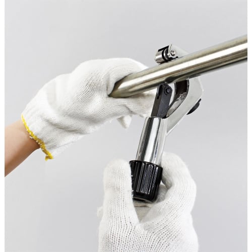 Cogit Simply Clamp the Pipe and Turn It Around To Easily Cut It. Waste Pipe Cutter