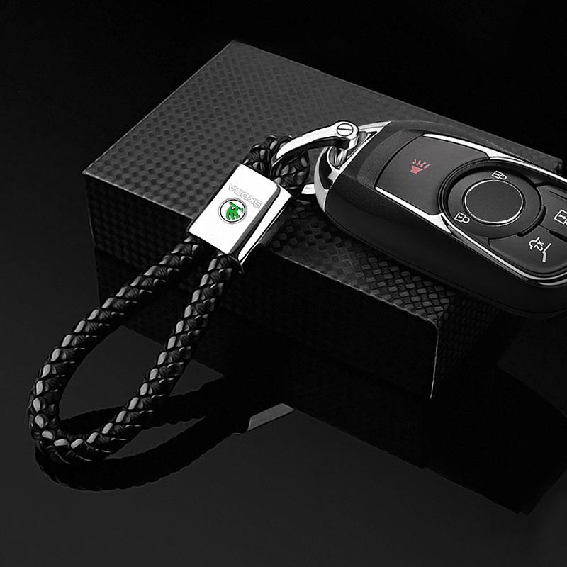1pc Metal Car Key Chain Key Ring Key Lanyard Car Emblem Styling for Skoda 3 2 VRS Vision Rapid Kodiaq Favorit Rapid Octavia A5 A7 Superb