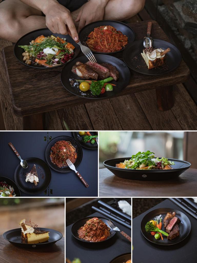 CAMPING MOON Outdoor Tableware Camping Stainless Steel Plate Plate Tableware Set 8 Pieces Comes with Canvas Case BKS397-2S