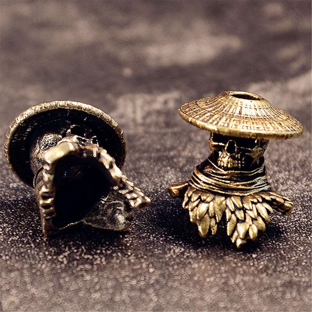 Brass EDC Lanyard Charm Keychain Accessory For Outdoor Enthusiasts And Fashionable Daily Carry Essentials