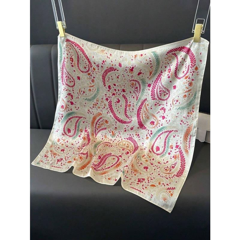 1pc Women Silky Paisley Floral Print 70cm Square Scarf, Versatile Bandana, Waist Tie, Hair Accessory, Fashion Neckerchief