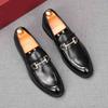 Fashion Fashion New Arrival Men White Black Metal Button Wedding Dress Shoes Male Casual Flats Loafers Homecoming Prom Zapatillas Hombre