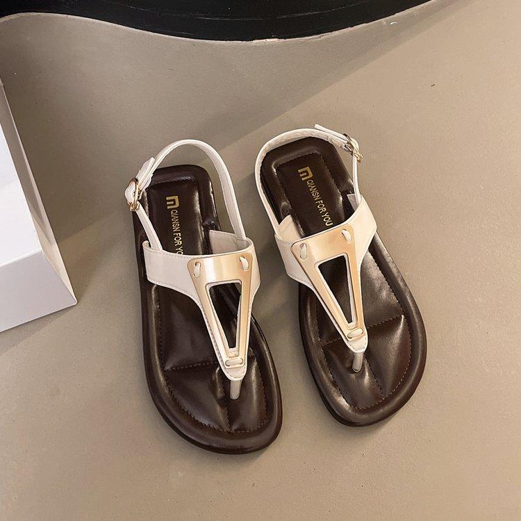 French Metal Toe Herringbone Sandals 2025 Summer New Beach Roman Shoes Comfortable Soft-soled Flat-soled Roman Sandals