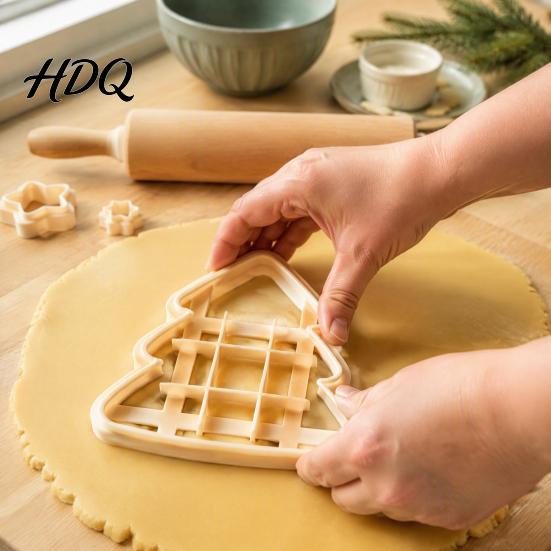 Holiday Cookie Molds Christmas TicTacToe Cutter Snowman Tree Shaped Mold for Cutters Baking DIY Biscuit Stamp Party