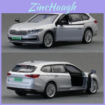 Škoda Superb Kovový odlévaný model auta s inerciálním ovládáním Pro automobilové nadšence