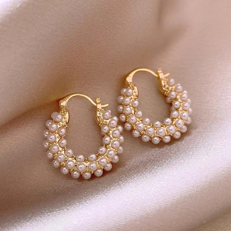 Pearl U-Shaped Ear Cuff: Elegant, Unique Design, Versatile Women s Fashion Jewelry