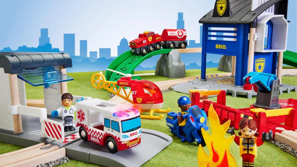 BRIO WORLD Rescue Team Set 36025 [44 Pieces] for Ages 3 and Up (Electric Train Toy with Wooden Tracks) Red, Green, Blue, and Yellow