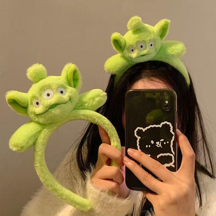 Hai Chao Jewelry Cartoon Three-Eyed Alien Headband - Halloween & Christmas Funny Hair Accessory