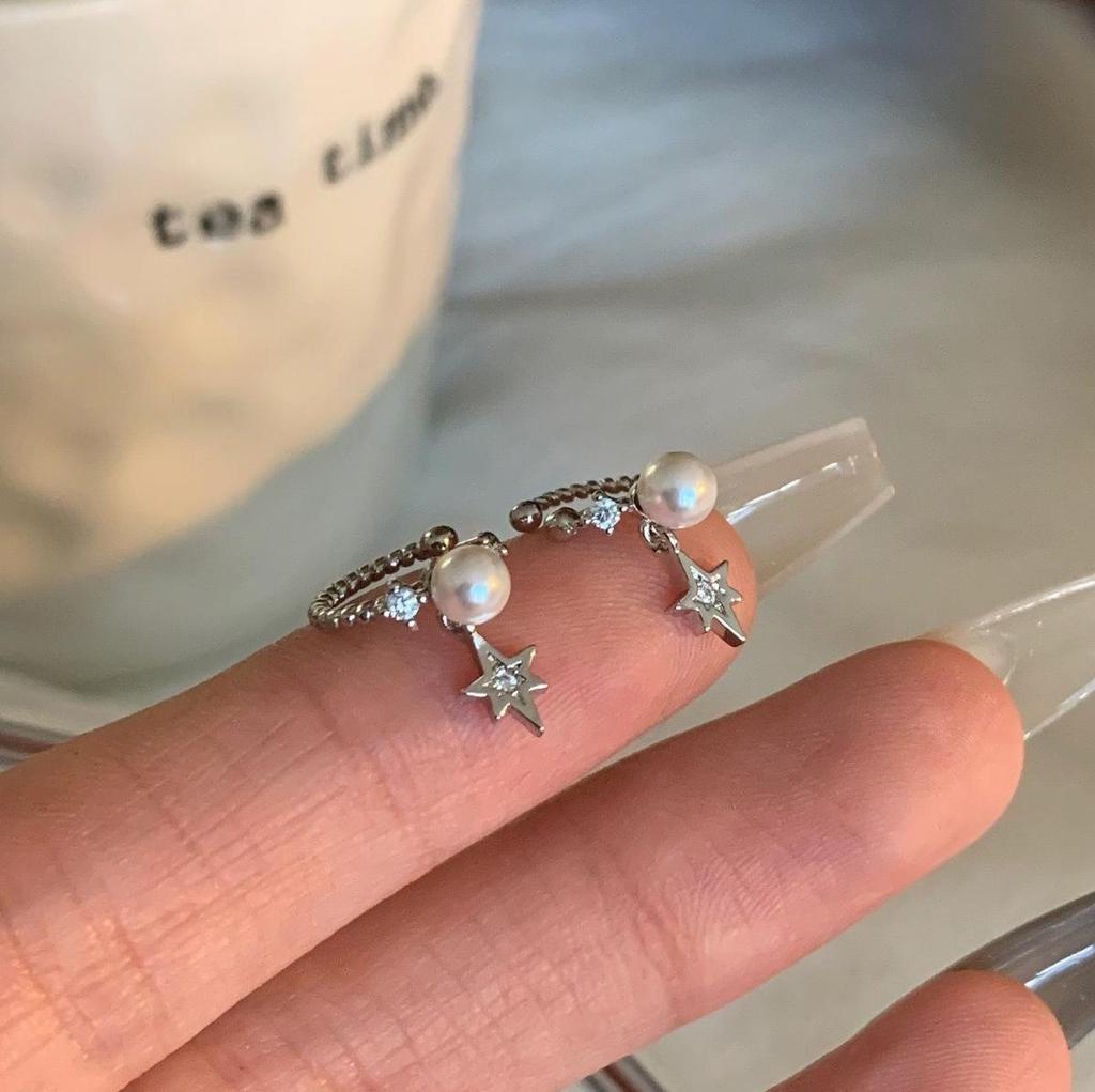 Korean Style Tassel Butterfly Ear Cuff: Exquisite No-Piercing Clip-On Earrings for Women