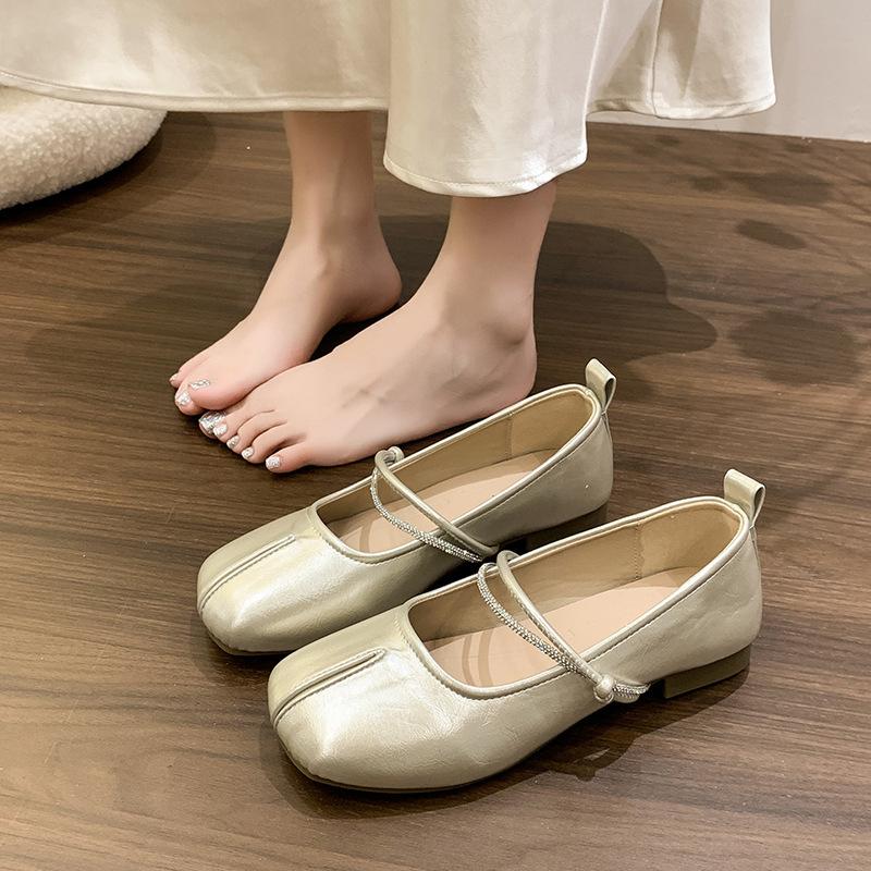 Jane Single Shoes Women's French Retro Mary with Flat-bottomed Summer 100-match Skirt 2025 New Soft-soled Beanie Shoes